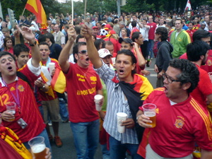 Hanover, Spain fans